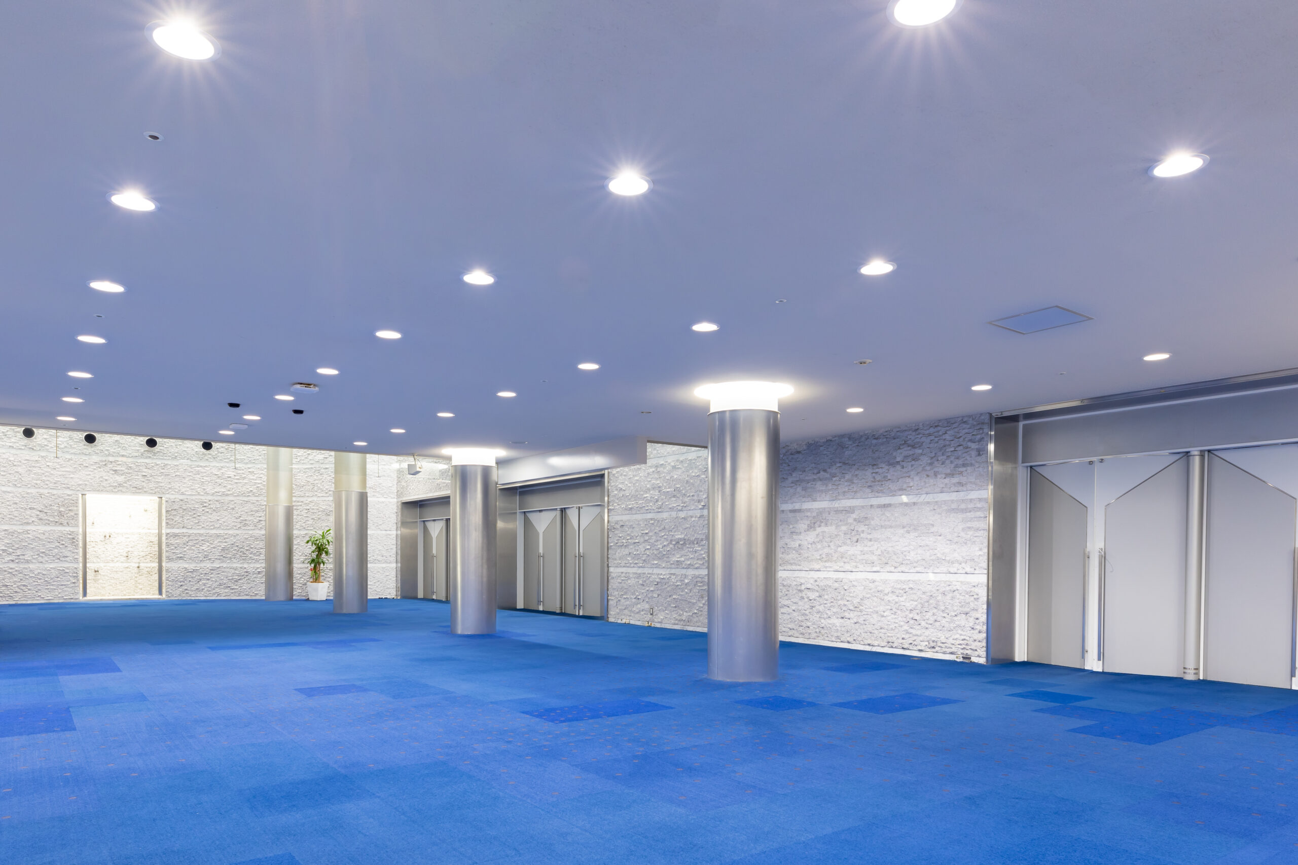 UMEDA CENTER BUILDING / CRYSTAL HALL / White Hall / Conference Room-Slider image⑨