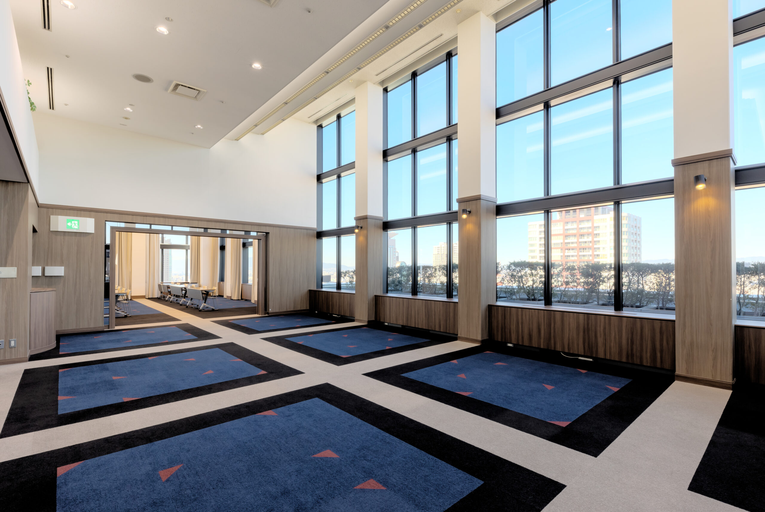 UMEDA CENTER BUILDING / CRYSTAL HALL / White Hall / Conference Room-Slider image④