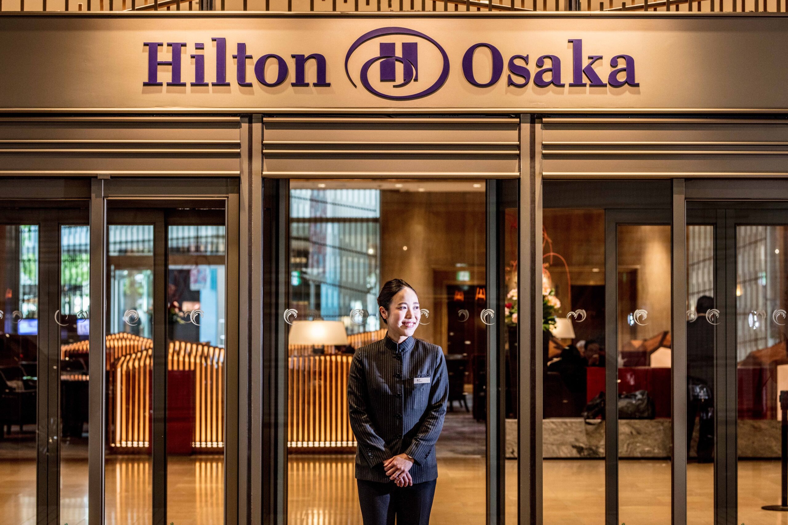 Hilton Osaka-Slider image⑨ヒルトン大阪宿泊玄関