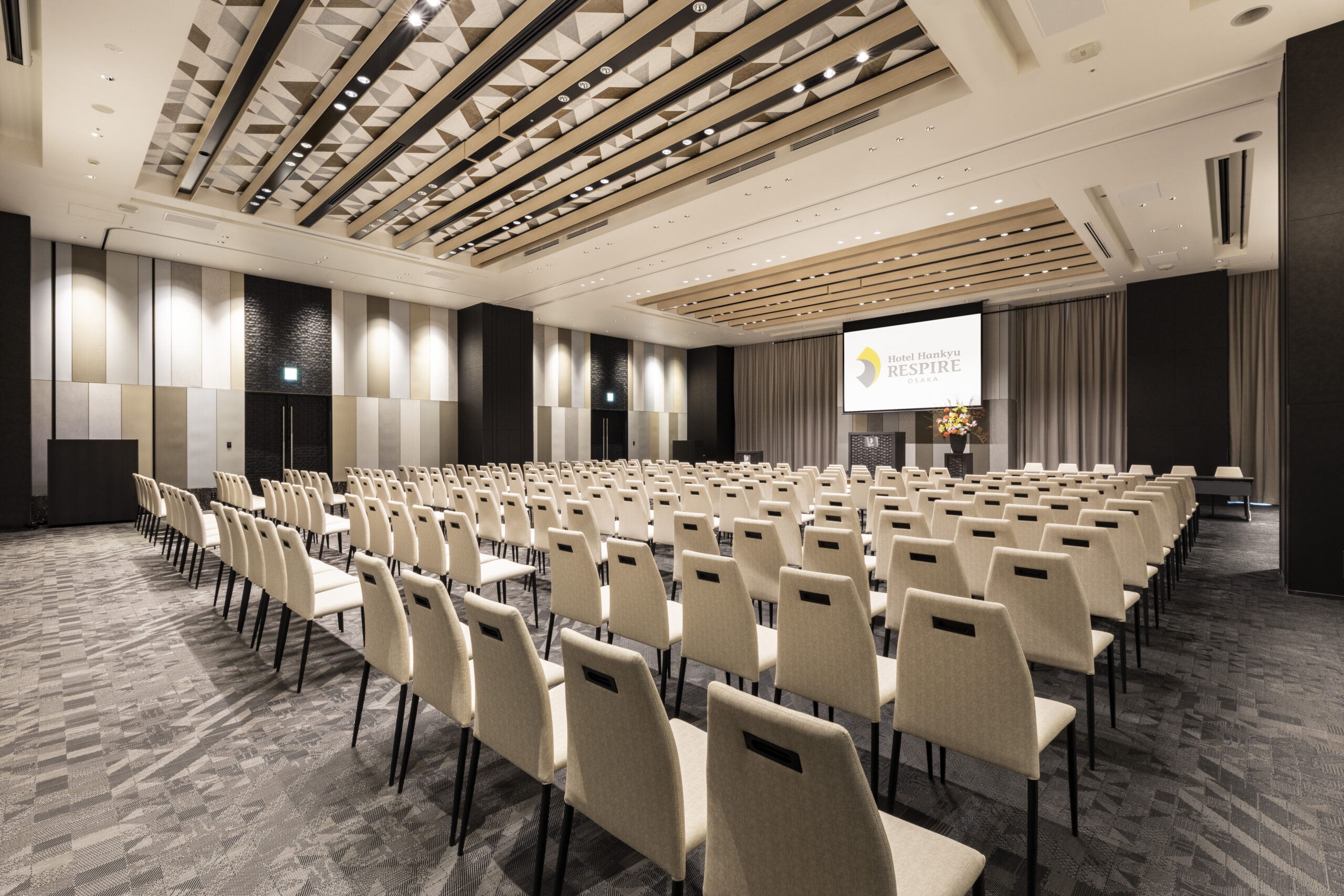 Hotel Hankyu RESPIRE OSAKA-Slider image②